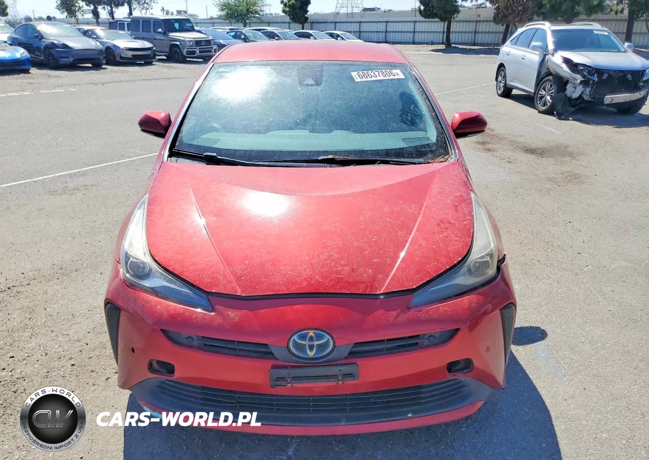 2020 Toyota Prius Le VIN:JTDKARFU1L3104522 - 5