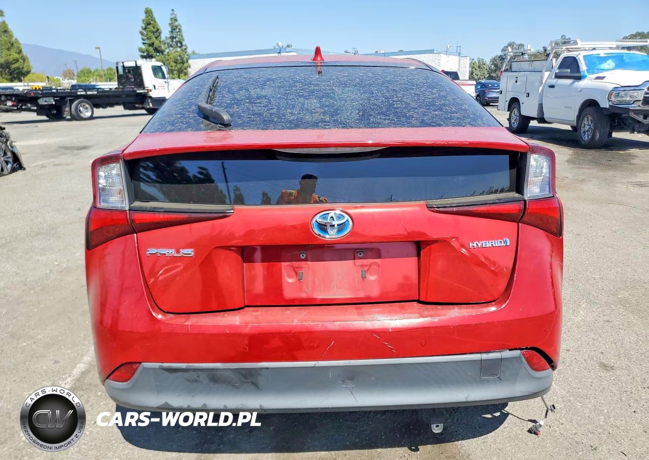 2020 Toyota Prius Le VIN:JTDKARFU1L3104522 - 6