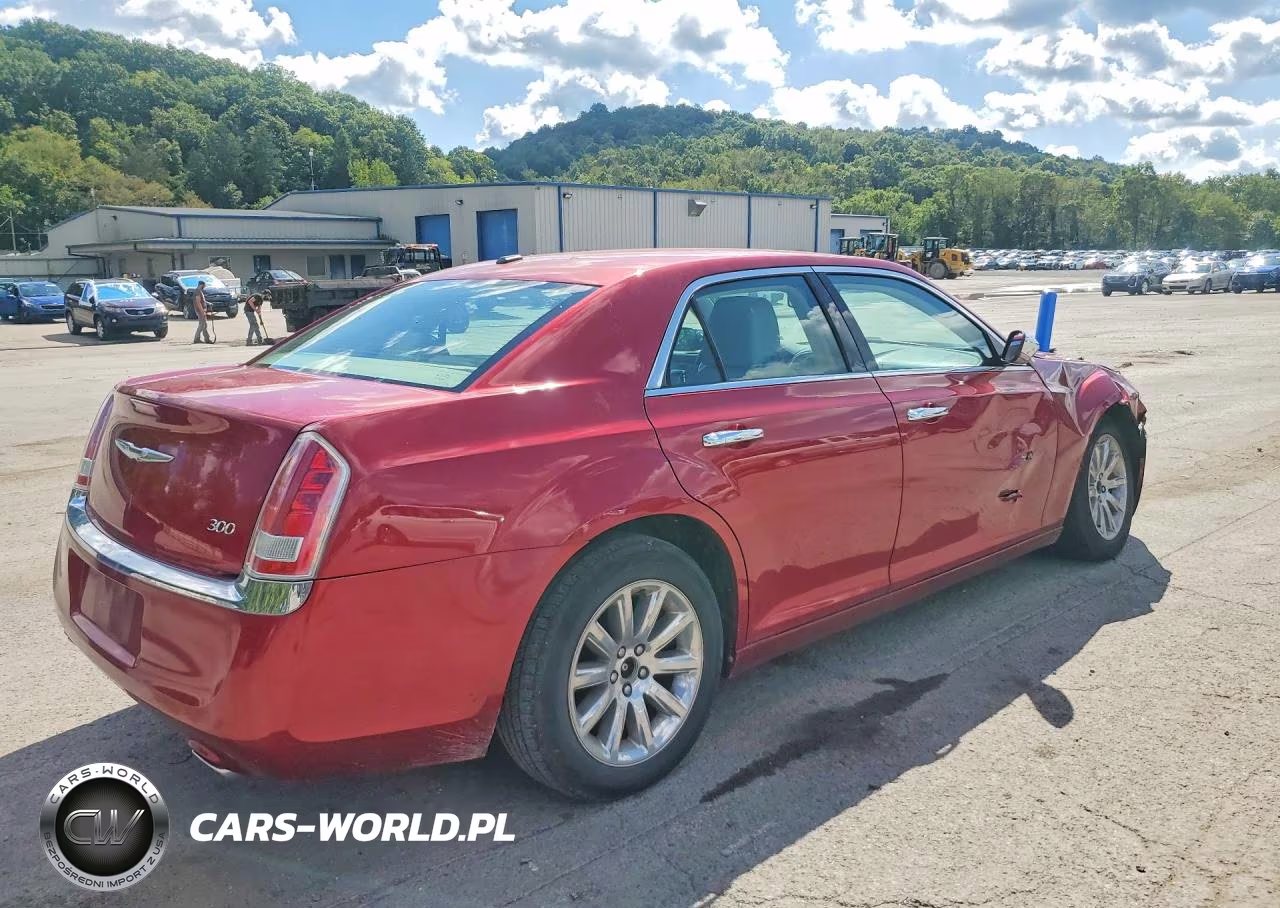 2011 Chrysler 300 Limited VIN:2C3CA5CG5BH529267 - 3
