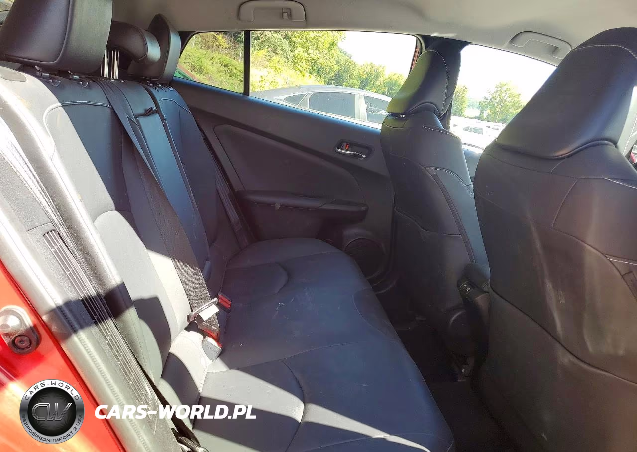 2020 Toyota Prius Prime Limited VIN:JTDKARFP6L3161129 - 10