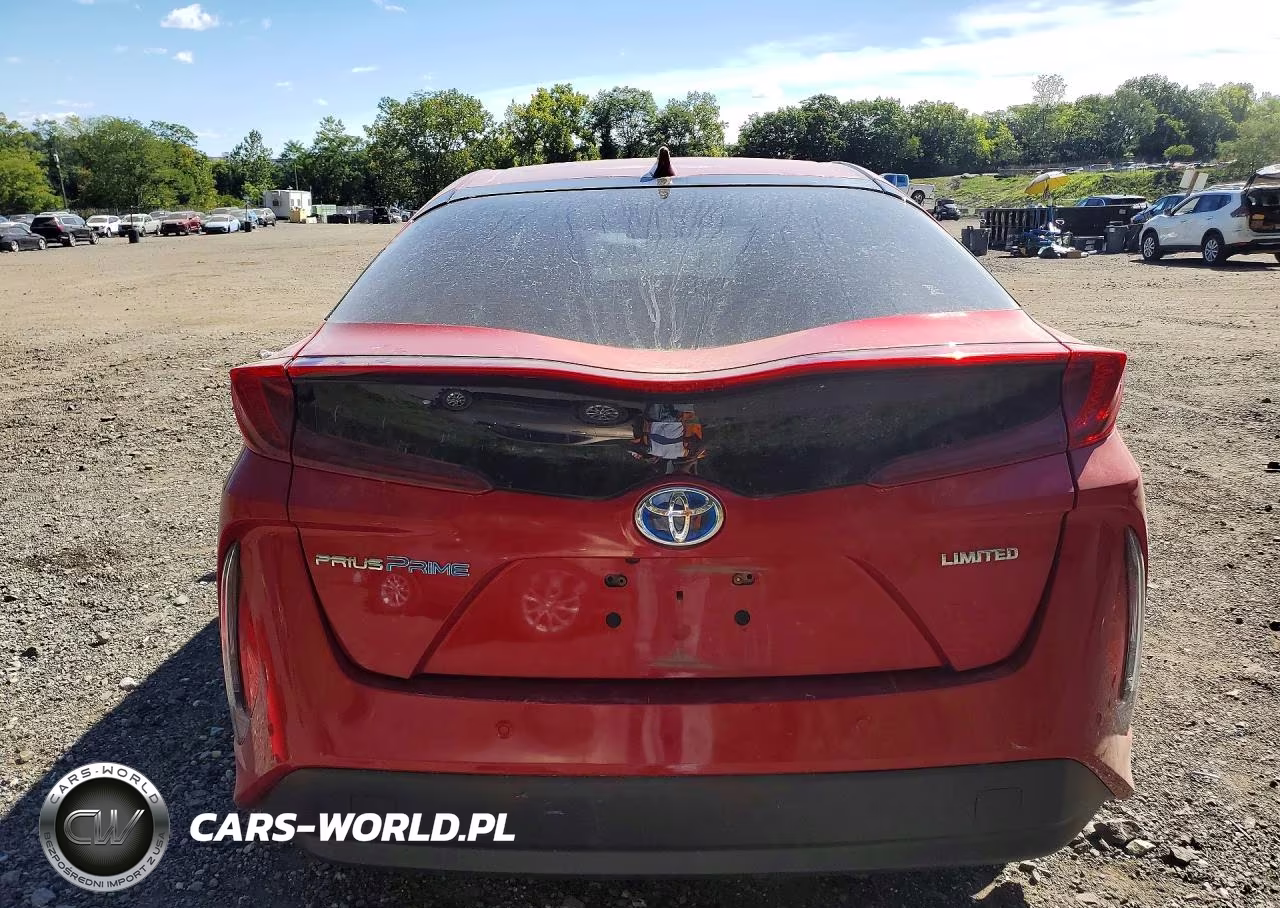 2020 Toyota Prius Prime Limited VIN:JTDKARFP6L3161129 - 6