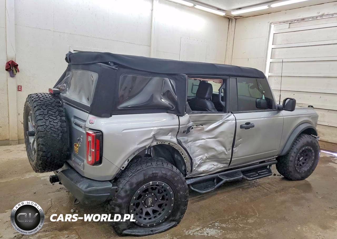2021 Ford Bronco Base VIN:1FMEE5DH6MLA61356 - 3