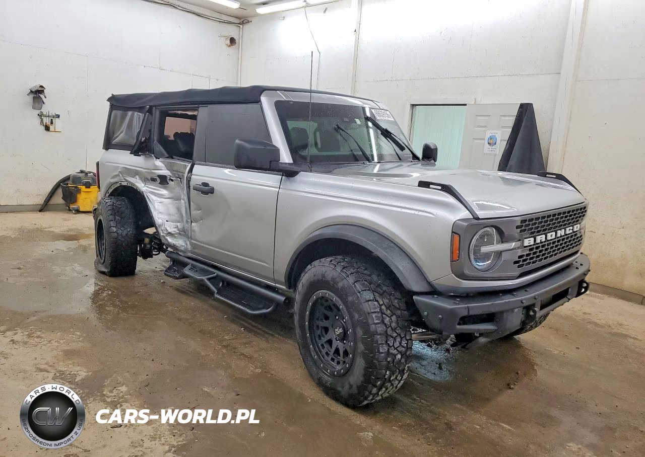 2021 Ford Bronco Base VIN:1FMEE5DH6MLA61356 - 4