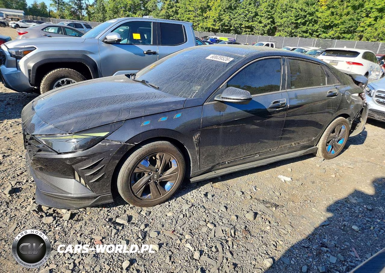 2022 Hyundai Elantra Sel