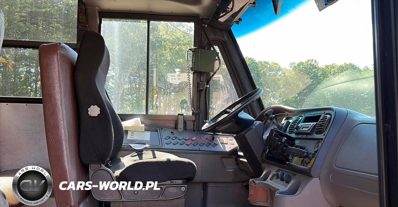 2014 Freightliner Chassis B2B VIN:4UZABRDU5ECFG4159 - 5
