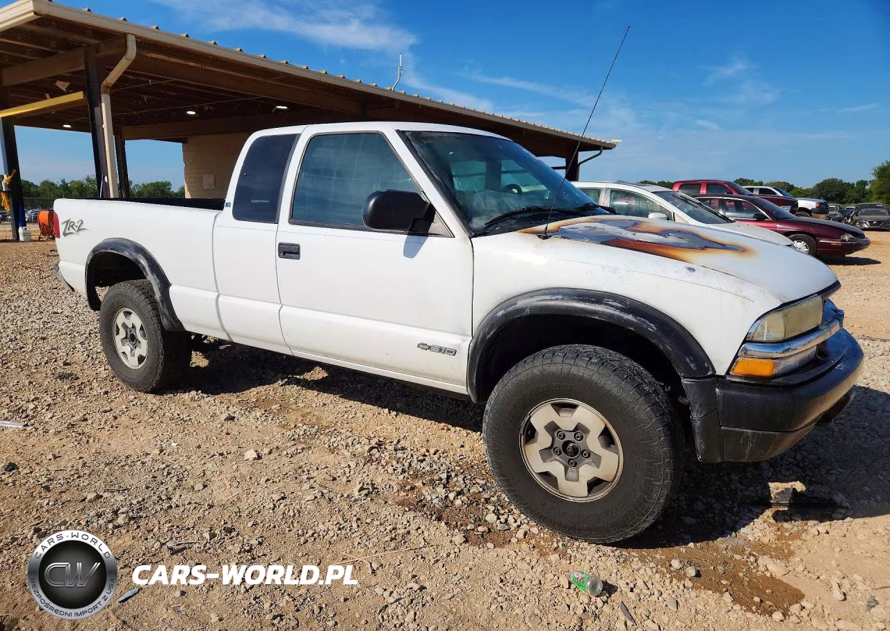 2002 Chevrolet S Truck S10 VIN:1GCCT19W428161540 - 4
