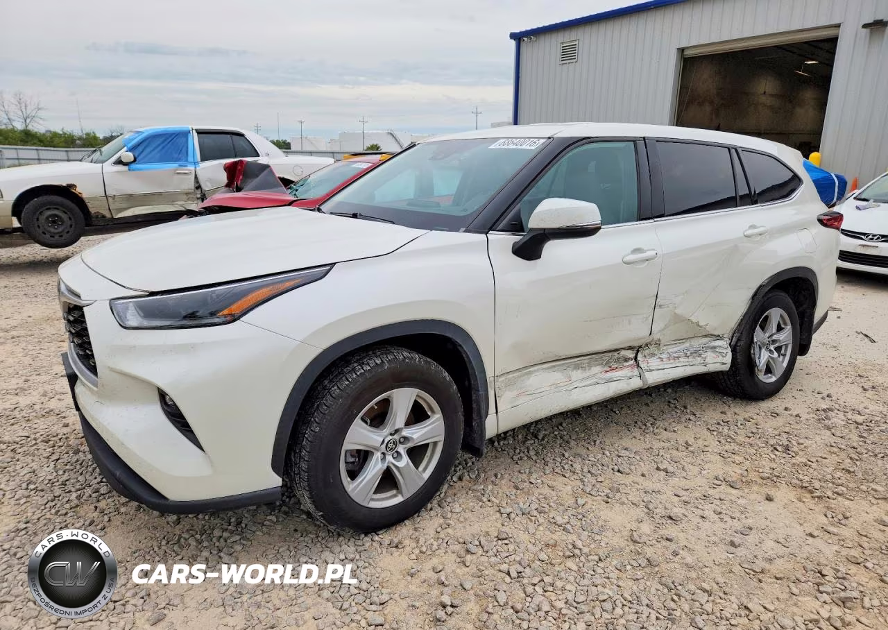 2021 Toyota Highlander Le VIN:5TDBZRBH2MS536277 - 1