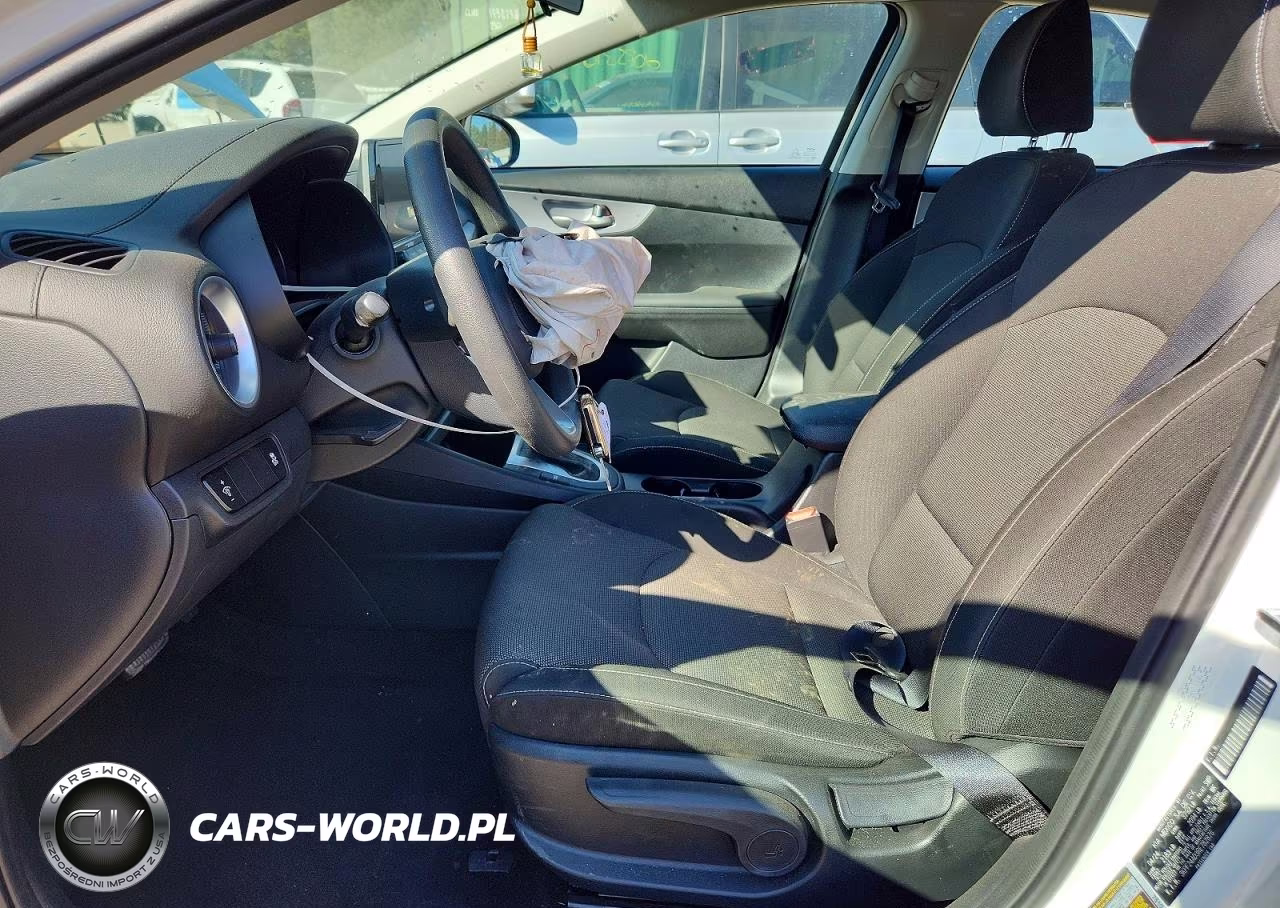 2024 Kia Forte Lxs VIN:3KPF24AD3RE782876 - 7