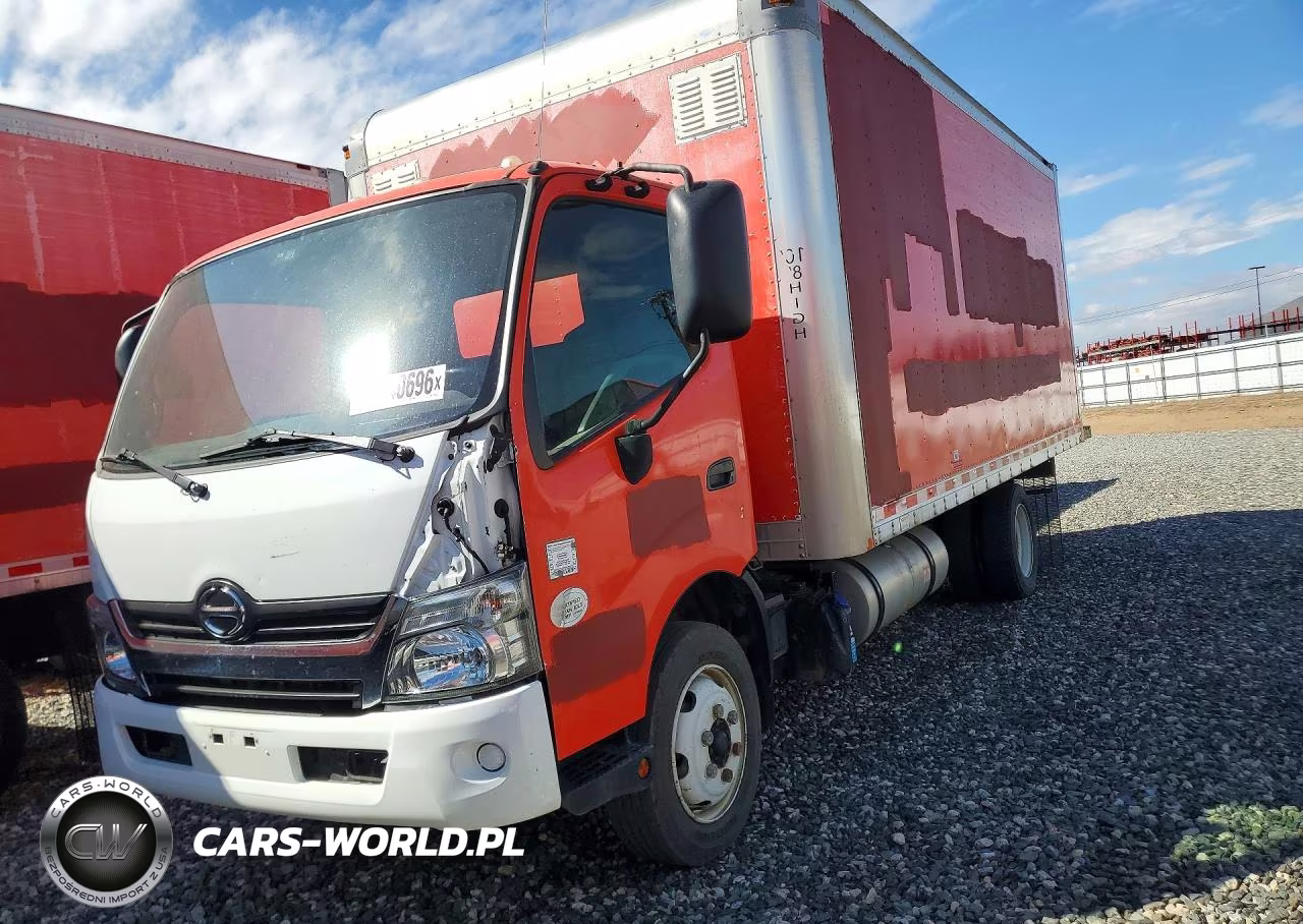 2017 Hino 195 Box Truck – zdjęcie 1 z 13