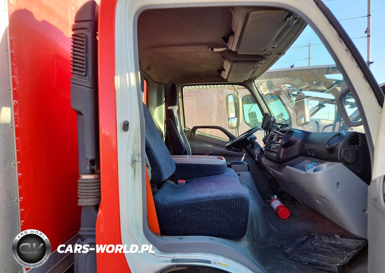 2017 Hino 195 Box Truck VIN:JHHSDM2H6HK005854 - 11