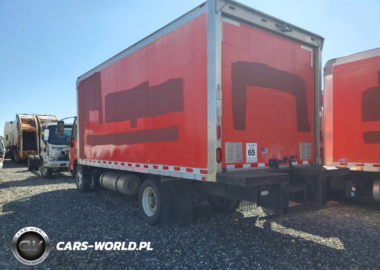 2017 Hino 195 Box Truck VIN:JHHSDM2H6HK005854 - 2
