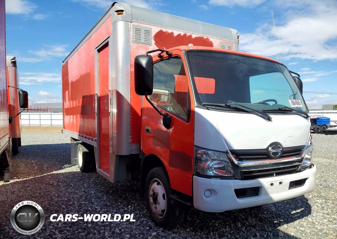 2017 Hino 195 Box Truck VIN:JHHSDM2H6HK005854 - 4