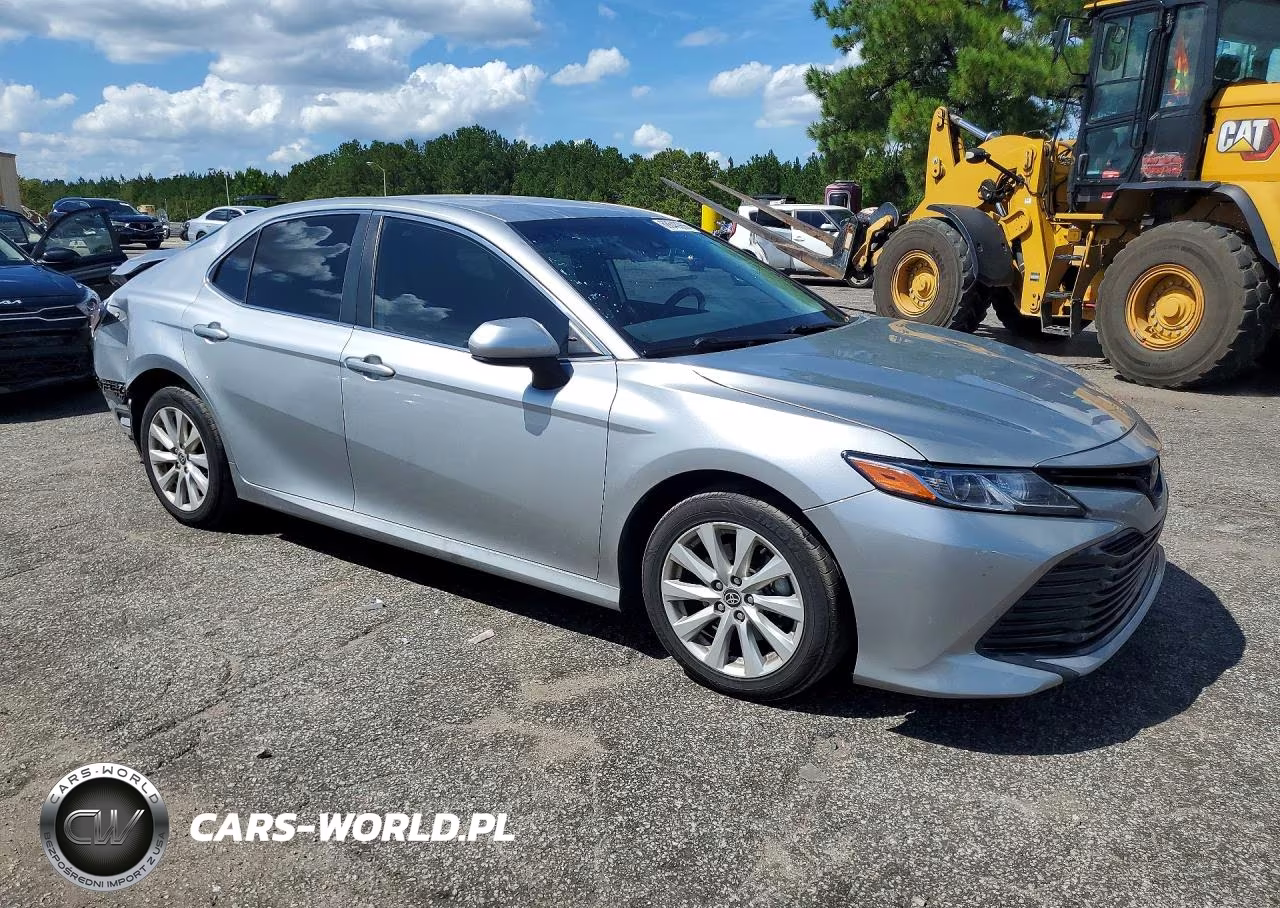 2020 Toyota Camry Le VIN:4T1C11AK8LU966623 - 4