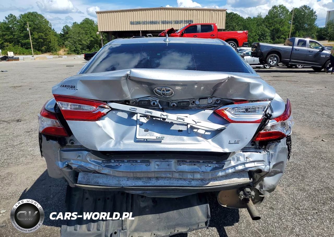 2020 Toyota Camry Le VIN:4T1C11AK8LU966623 - 6