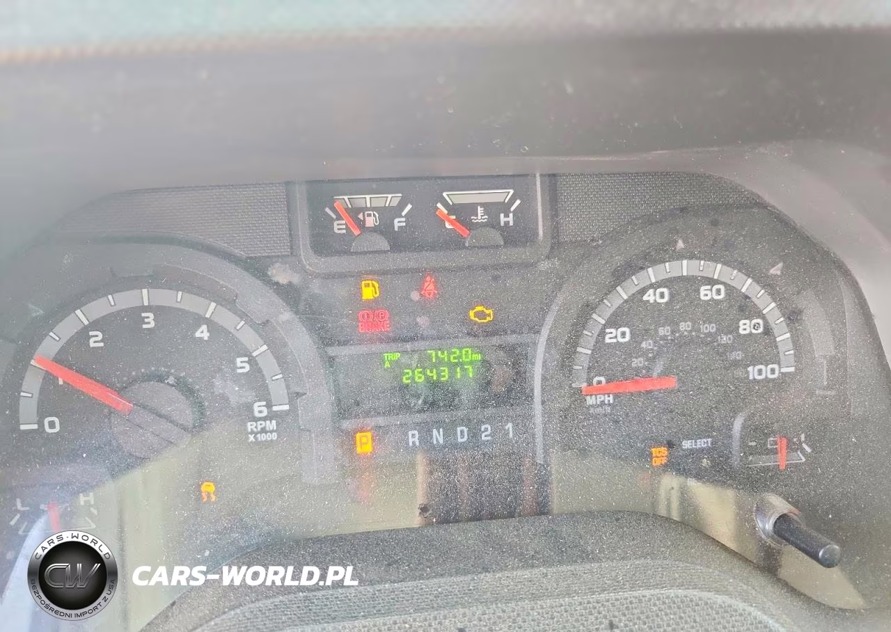 2012 Ford E150 Delivery Van VIN:1FTNE1EW3CDA08570 - 9