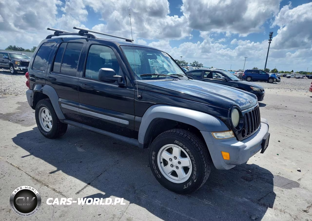 2005 Jeep Liberty Sport VIN:1J8GK48KX5W516496 - 4