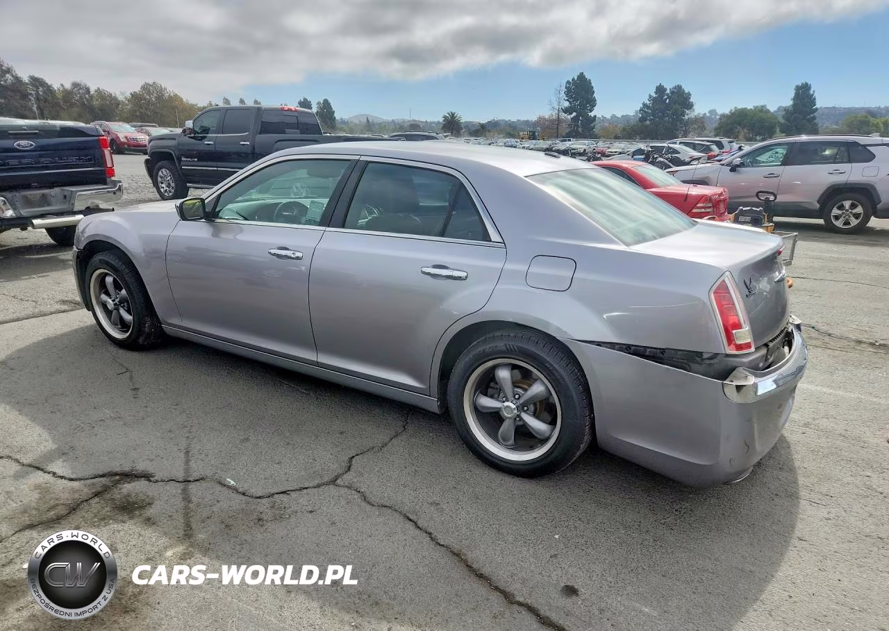 2013 Chrysler 300C VIN:2C3CCAEG8DH620777 - 2