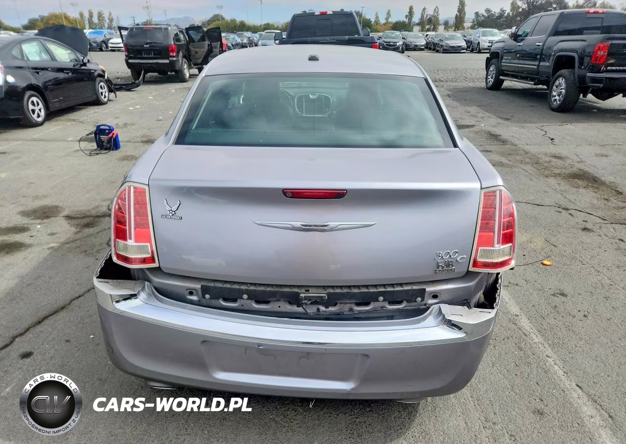 2013 Chrysler 300C VIN:2C3CCAEG8DH620777 - 6