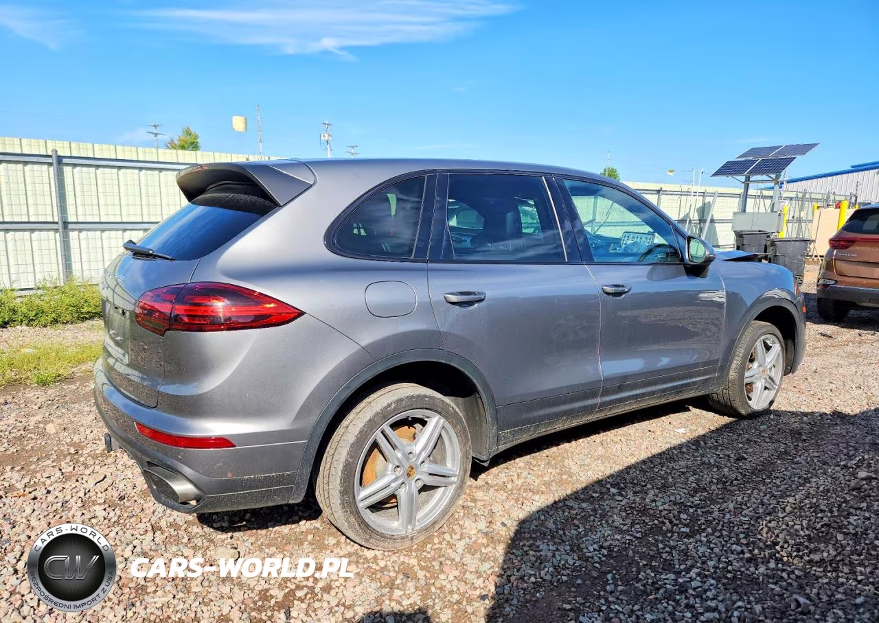 2017 Porsche Cayenne VIN:WP1AA2A20HKA90181 - 3