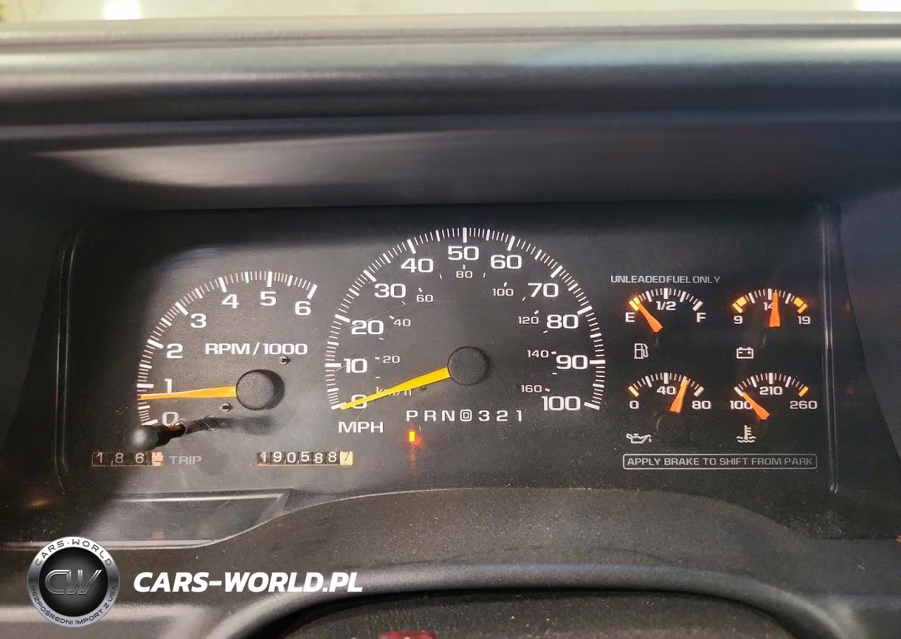 1999 Chevrolet Tahoe K1500 VIN:1GNEK13R0XJ565845 - 9