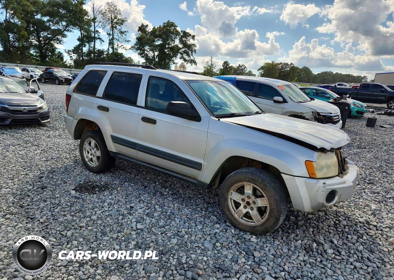 2005 Jeep Grand Cherokee Laredo VIN:1J4GS48K65C671209 - 4
