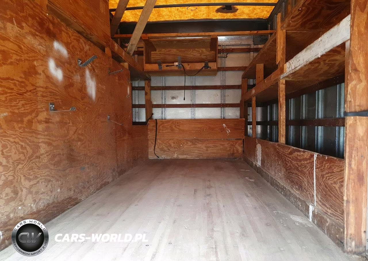 2006 Isuzu Npr Box Truck VIN:JALB4B16667020215 - 11