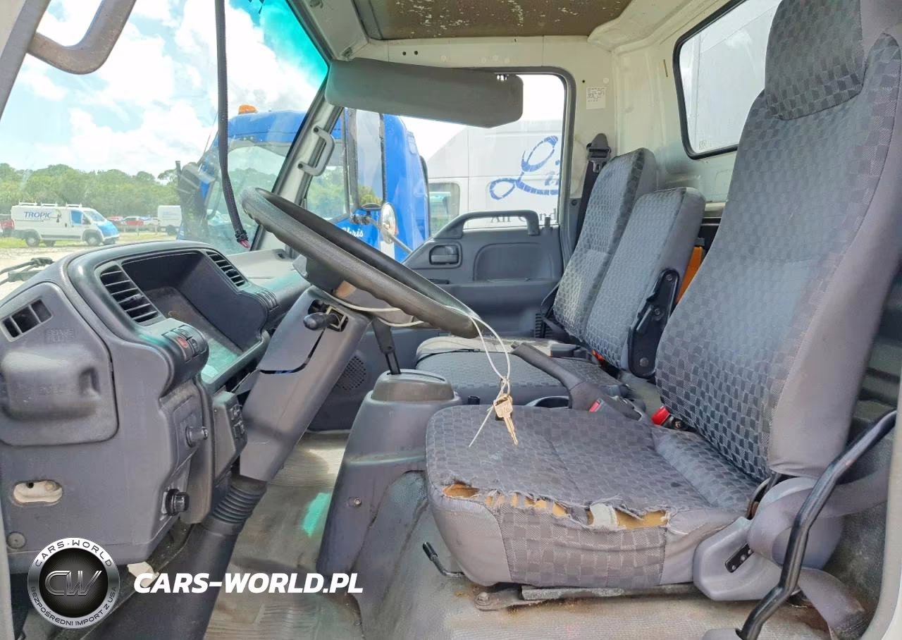 2006 Isuzu Npr Box Truck VIN:JALB4B16667020215 - 7