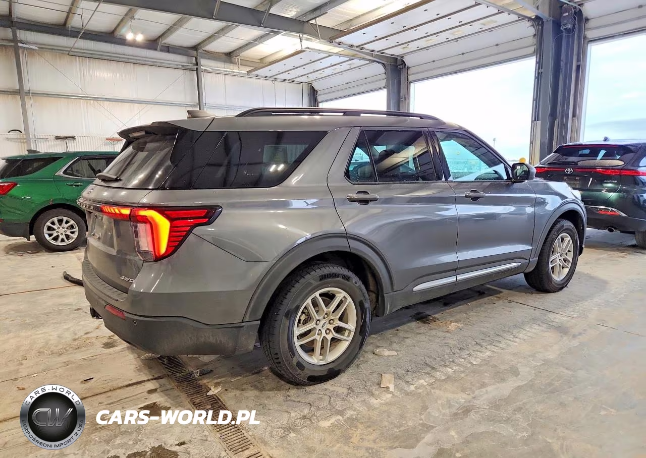 2025 Ford Explorer Active VIN:1FMUK8DH6SGA20625 - 3
