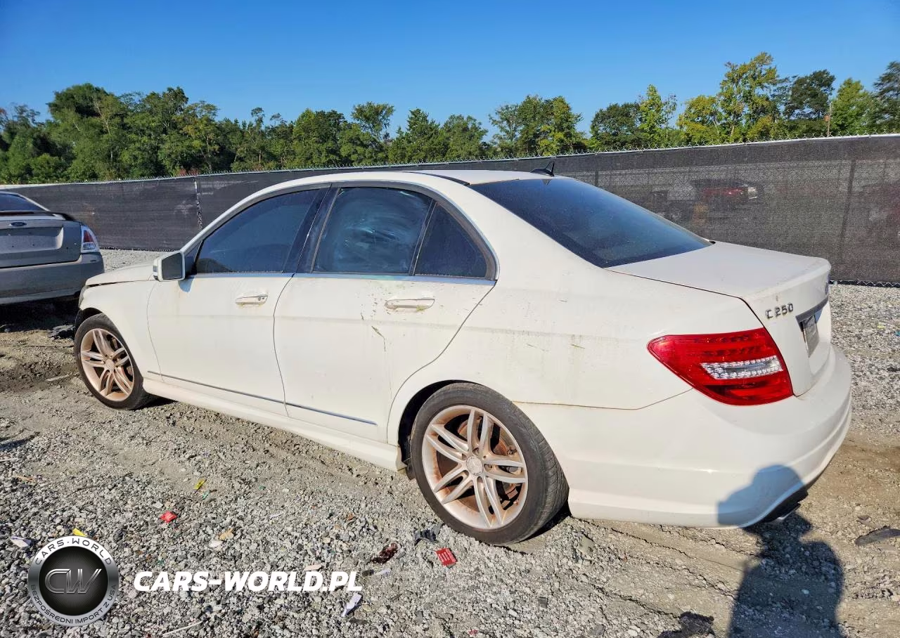 2014 Mercedes-Benz C 250 VIN:WDDGF4HB4EA965994 - 2