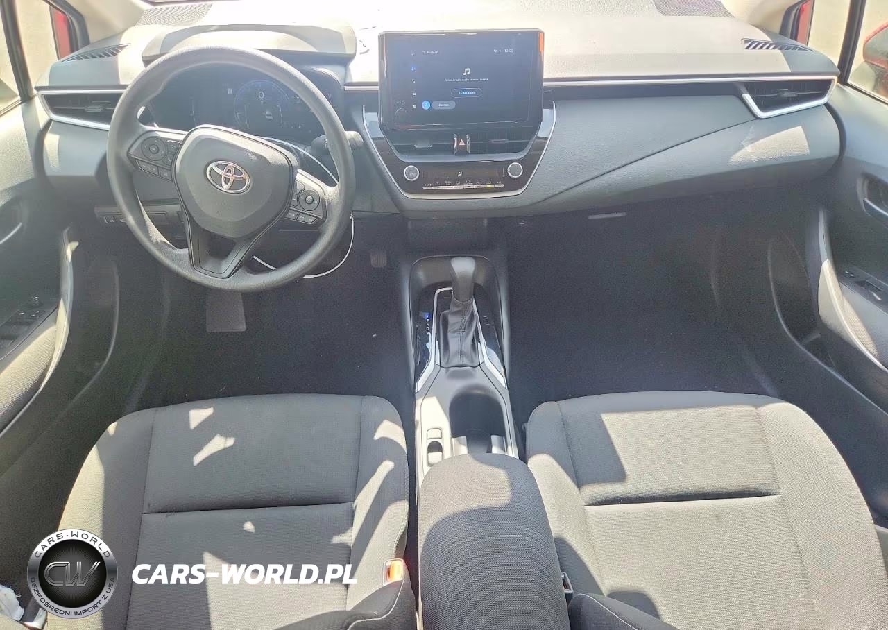 2026 Toyota Corolla Le VIN:JTDB4MEE7T3032861 - 8