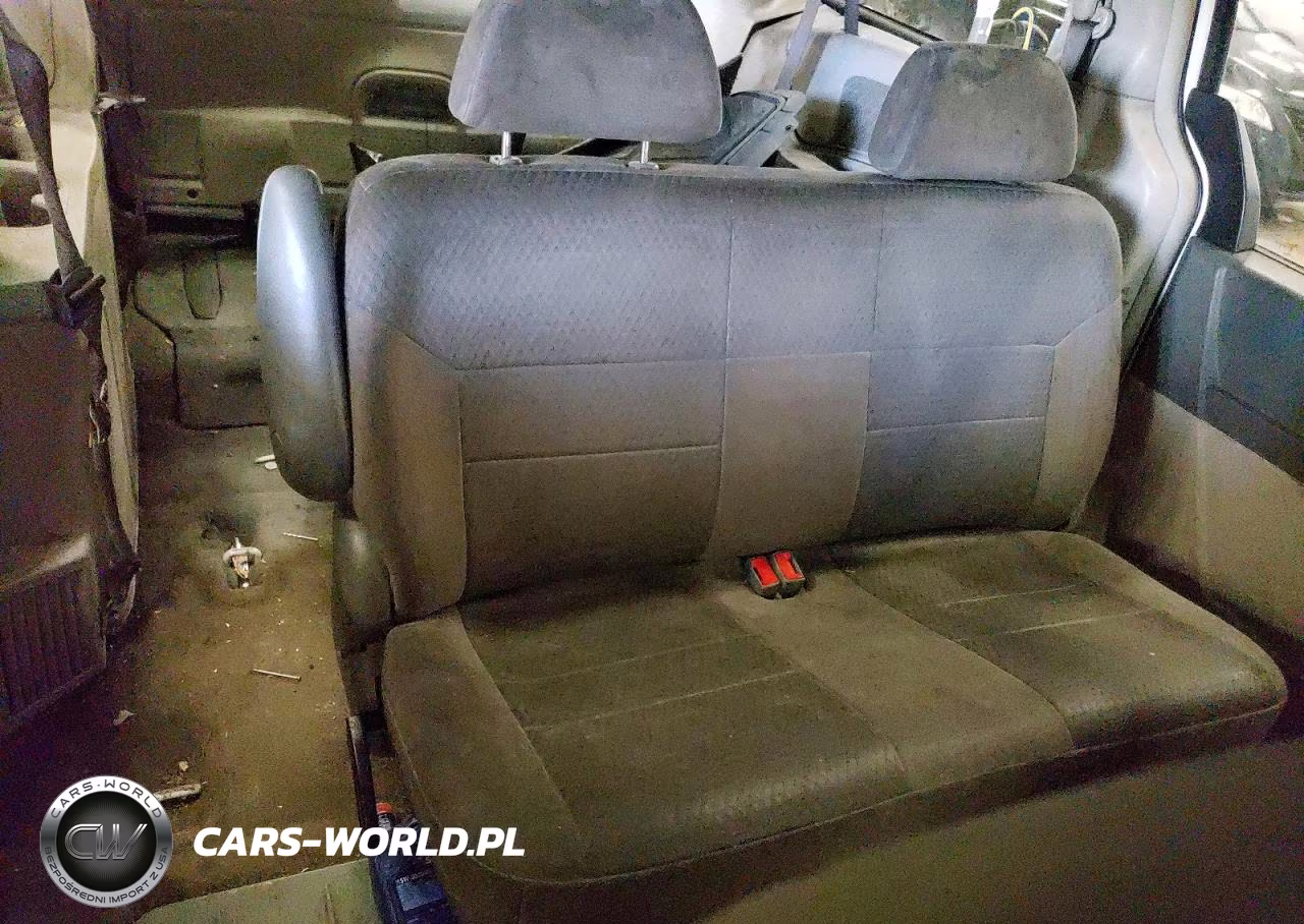 2008 Chrysler Town & Country Lx VIN:2A8HR44H18R734608 - 11