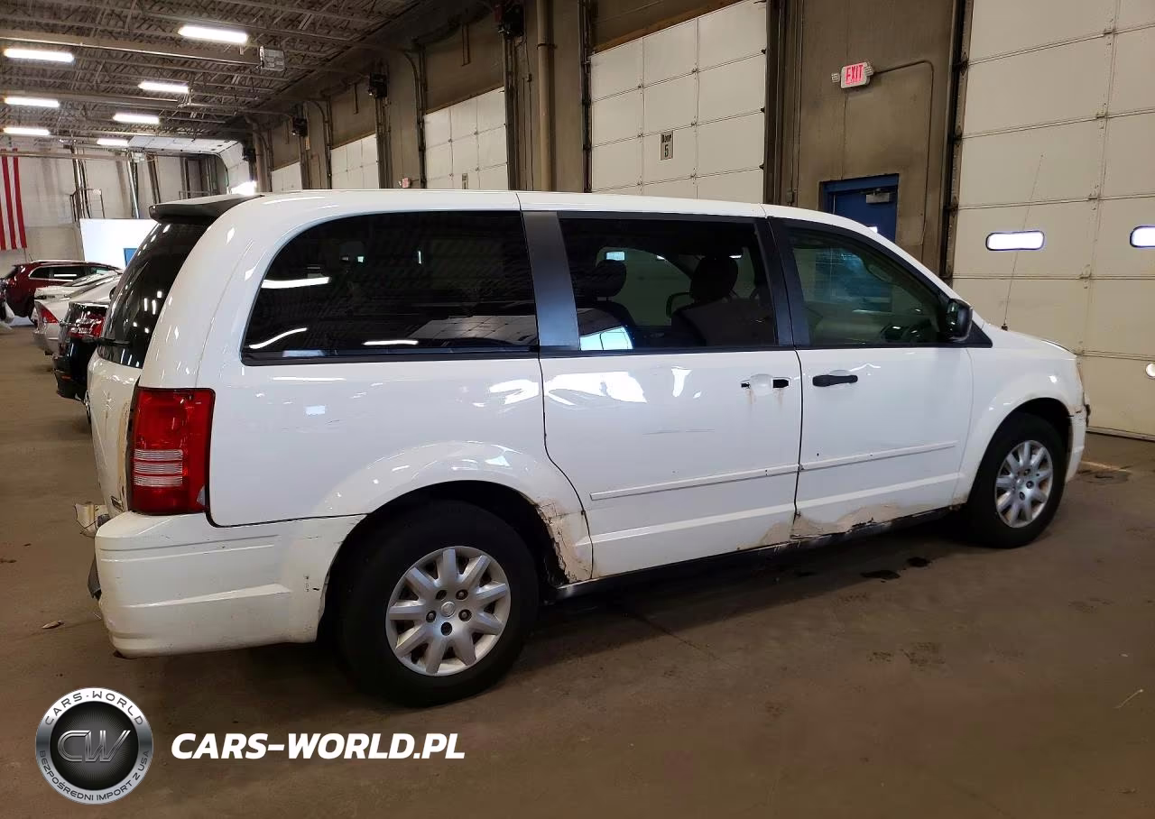 2008 Chrysler Town & Country Lx VIN:2A8HR44H18R734608 - 3