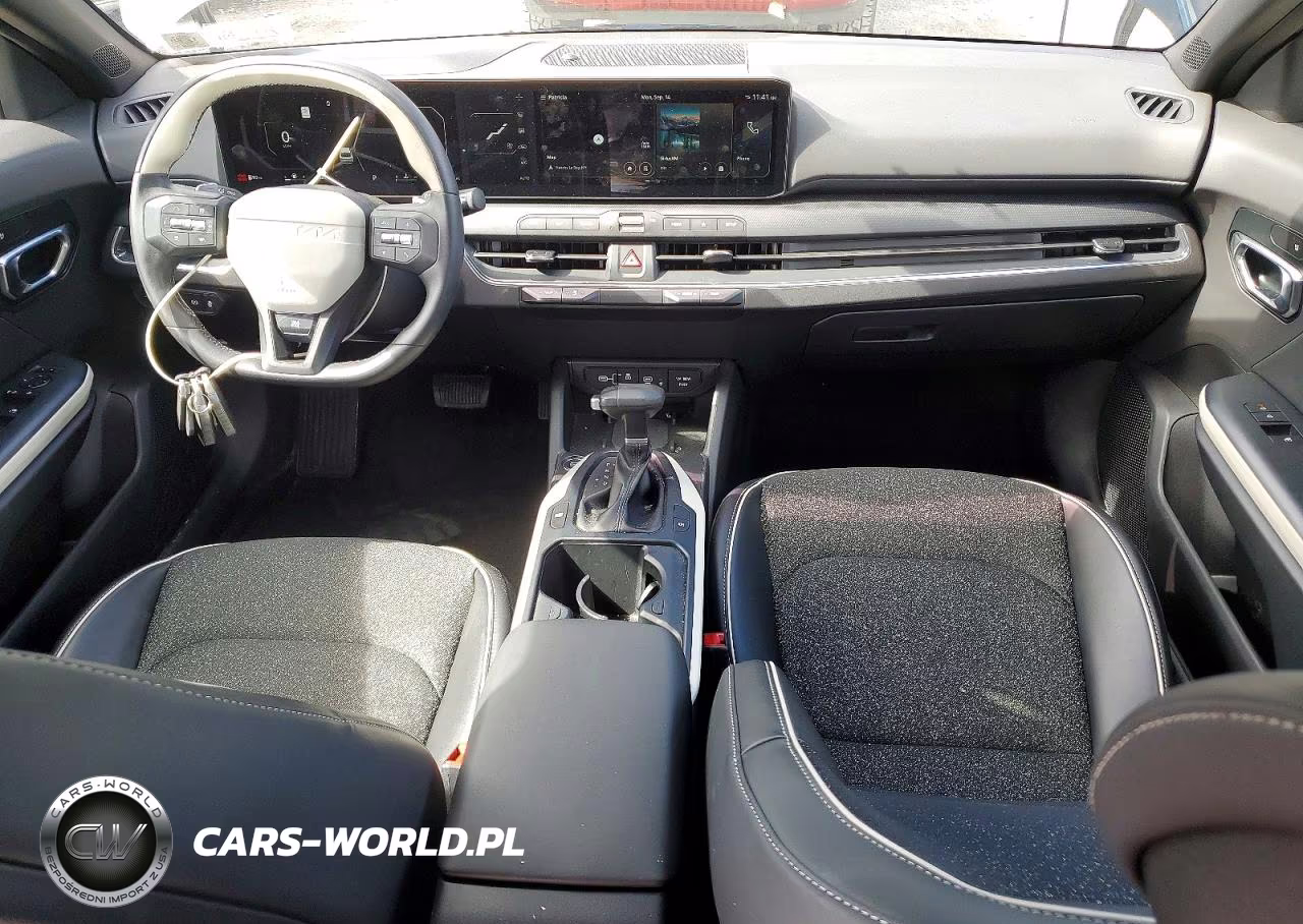 2025 Kia K4 Gt Line VIN:3KPFW4DE3SE177657 - 8