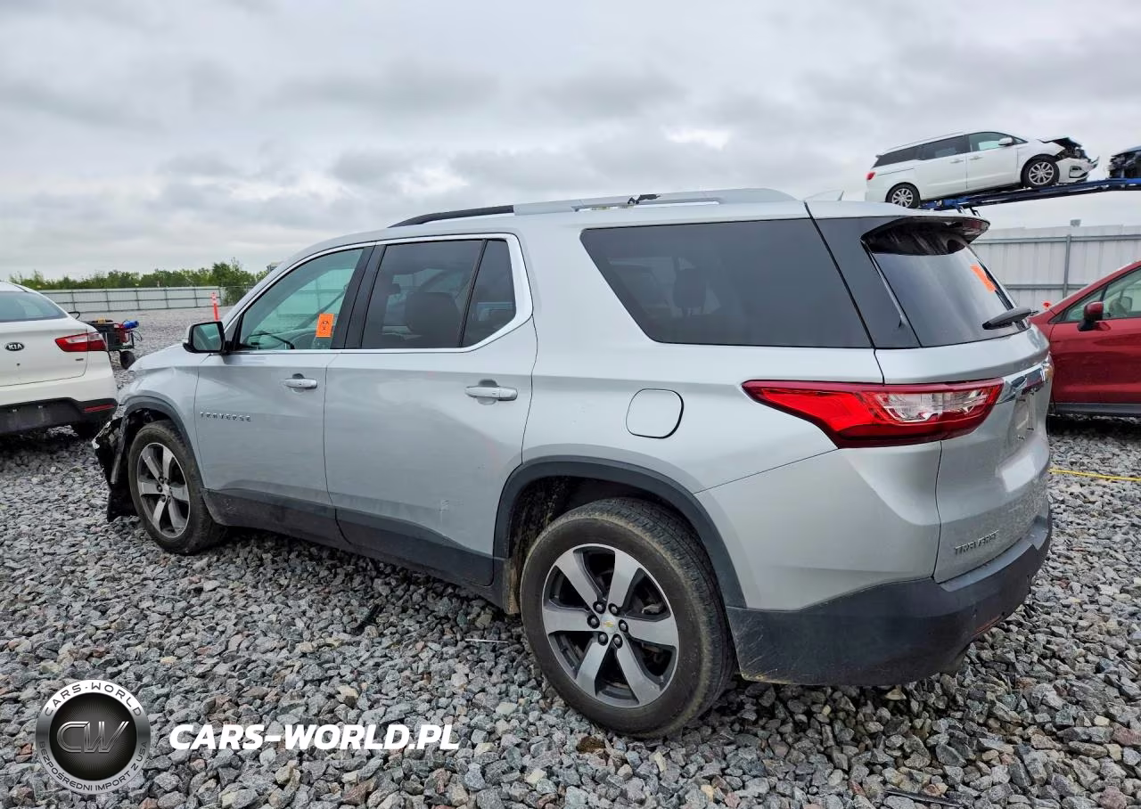 2018 Chevrolet Traverse Lt VIN:1GNERHKW9JJ271637 - 2