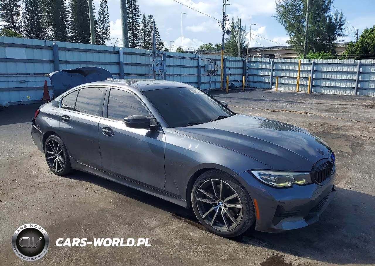 2019 BMW 330I VIN:WBA5R1C5XKAK12875 - 4