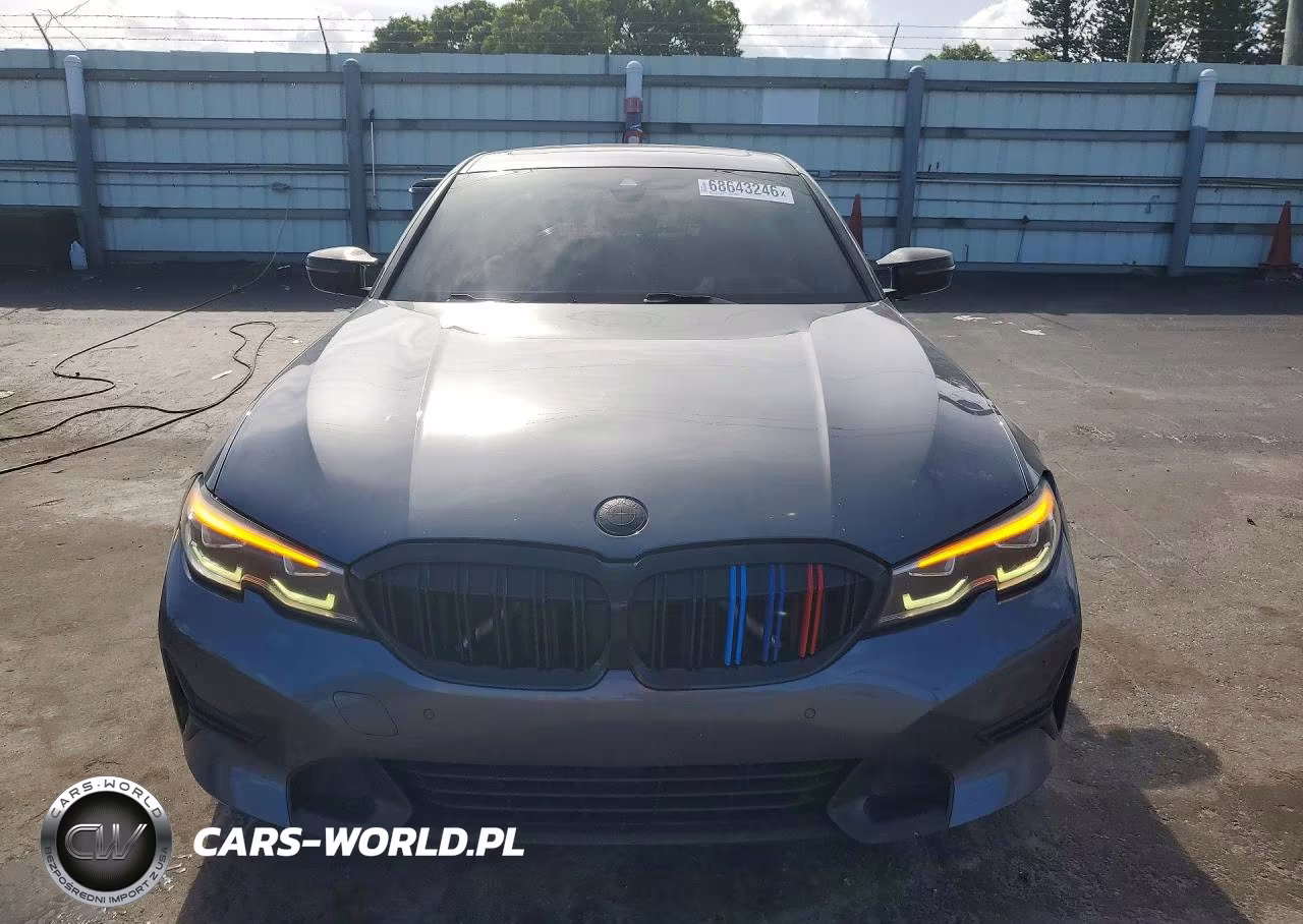 2019 BMW 330I VIN:WBA5R1C5XKAK12875 - 5