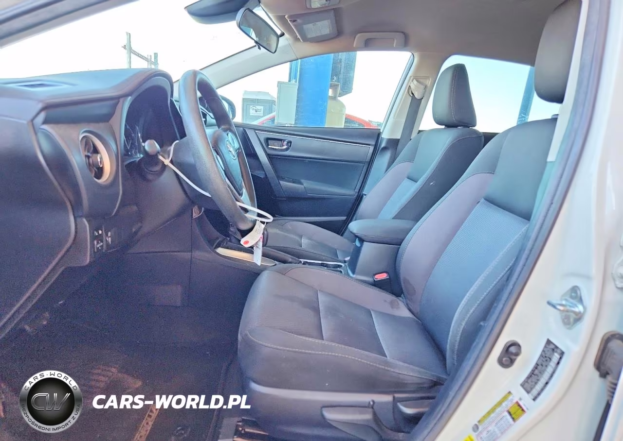 2017 Toyota Corolla Le VIN:2T1BURHE5HC943939 - 7