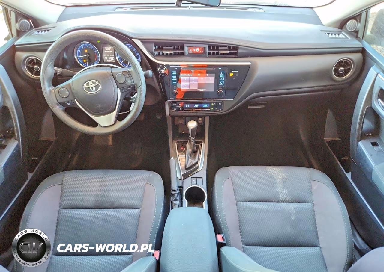 2017 Toyota Corolla Le VIN:2T1BURHE5HC943939 - 8