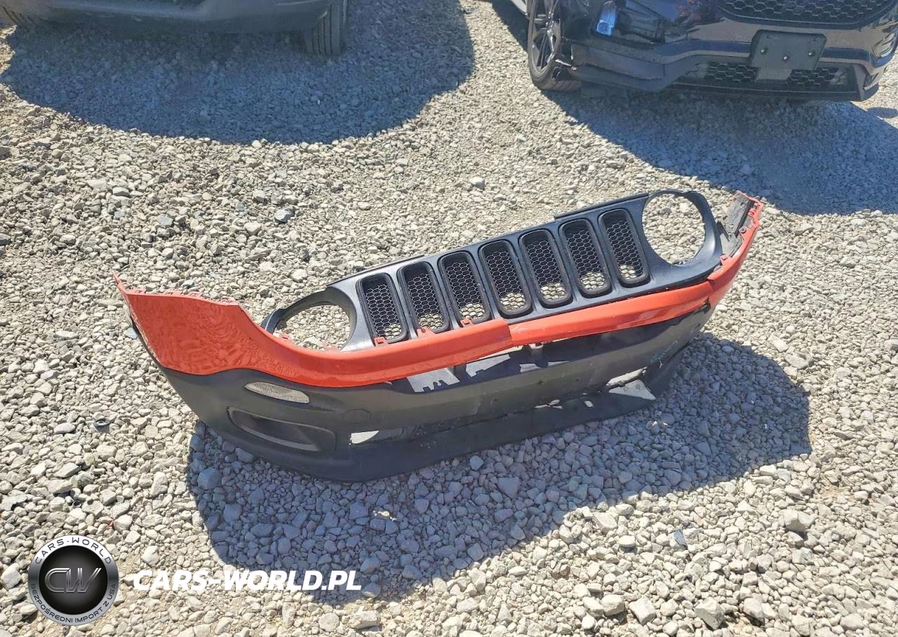 2018 Jeep Renegade Latitude VIN:ZACCJBBBXJPH60999 - 13