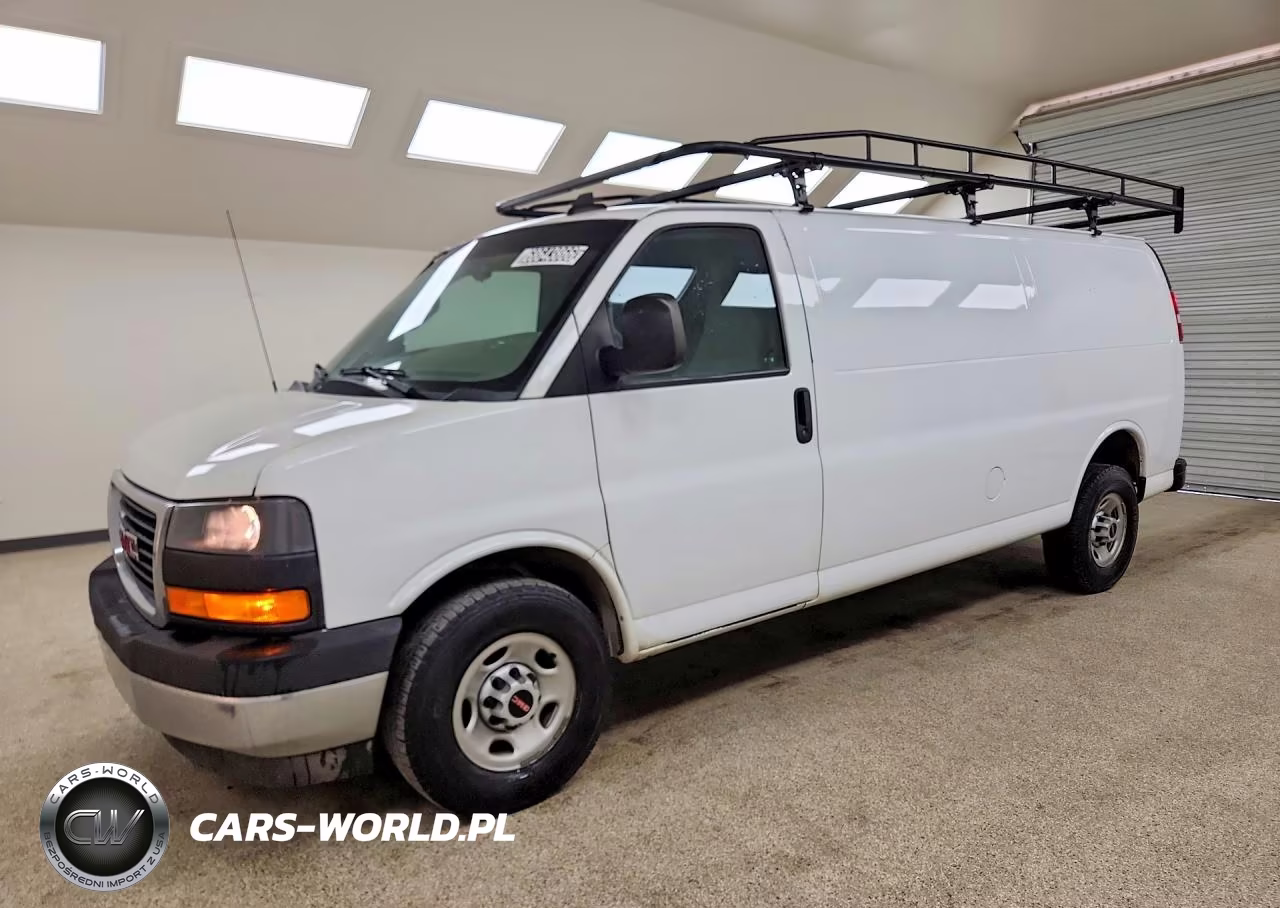 2022 GMC Savana G2500