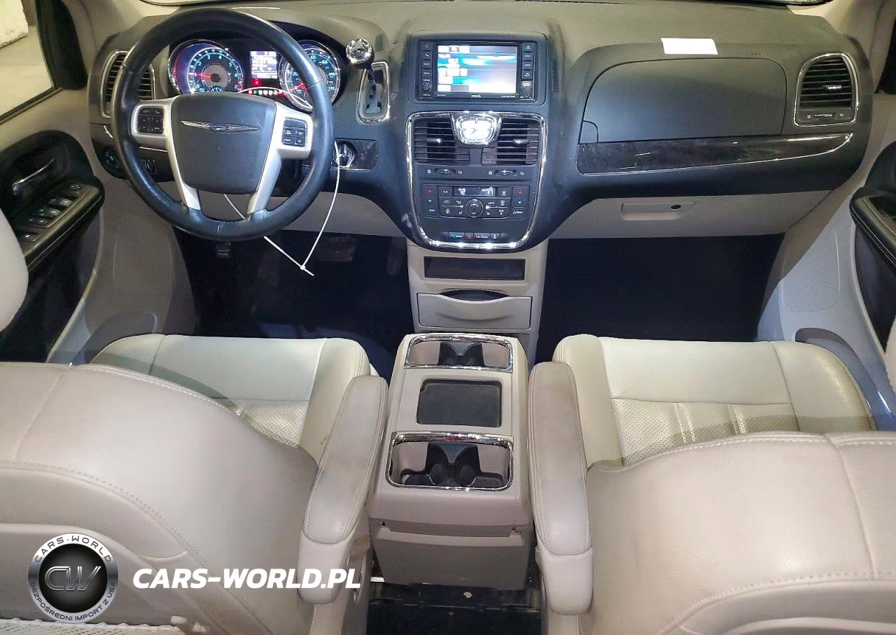 2015 Chrysler Town & Country Touring L VIN:2C4RC1CG0FR514829 - 8