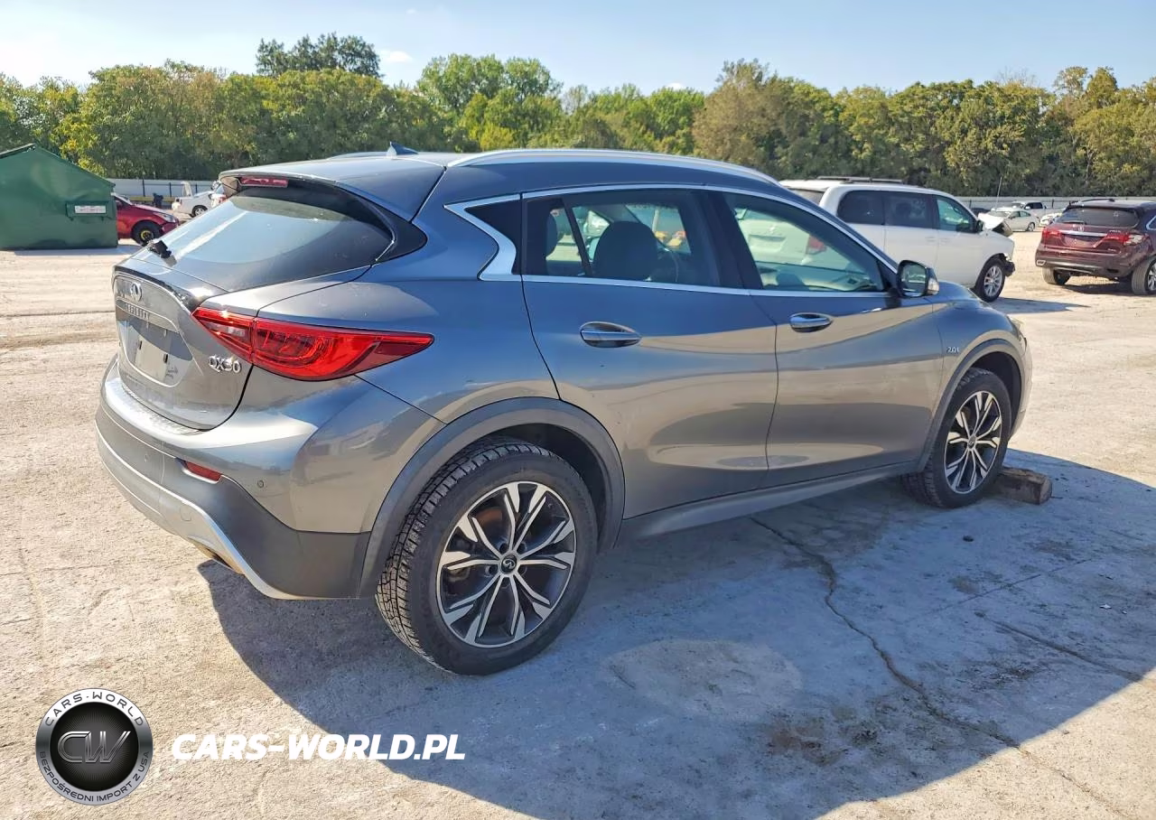2017 Infiniti Qx30 Premium VIN:SJKCH5CR5HA037366 - 3