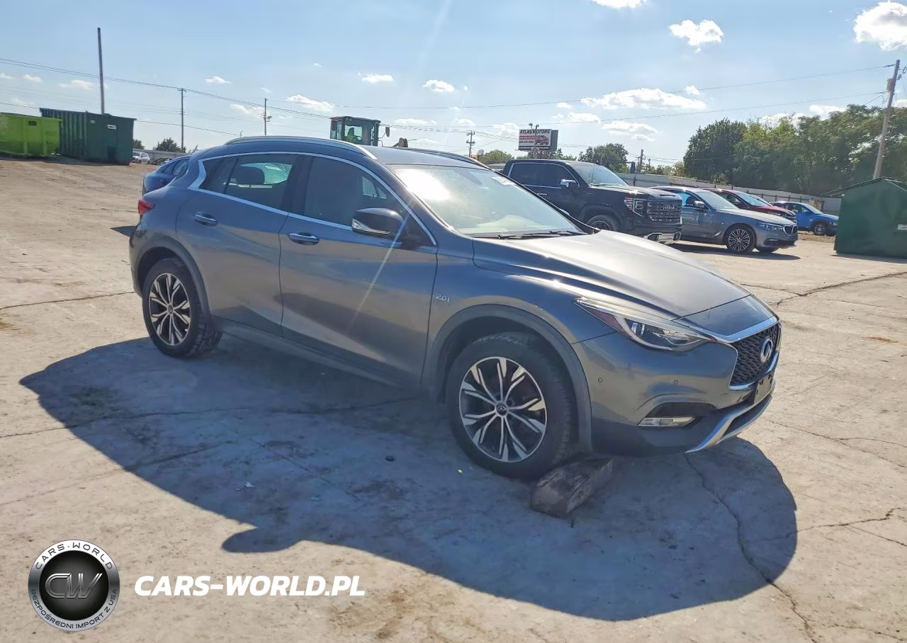 2017 Infiniti Qx30 Premium VIN:SJKCH5CR5HA037366 - 4