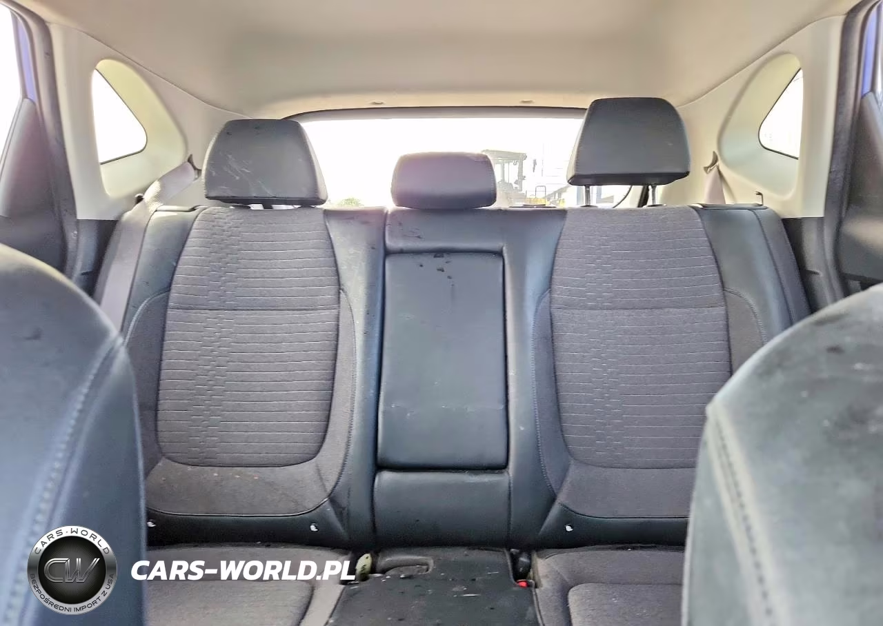2021 Kia Seltos S VIN:KNDEUCAA0M7137374 - 10