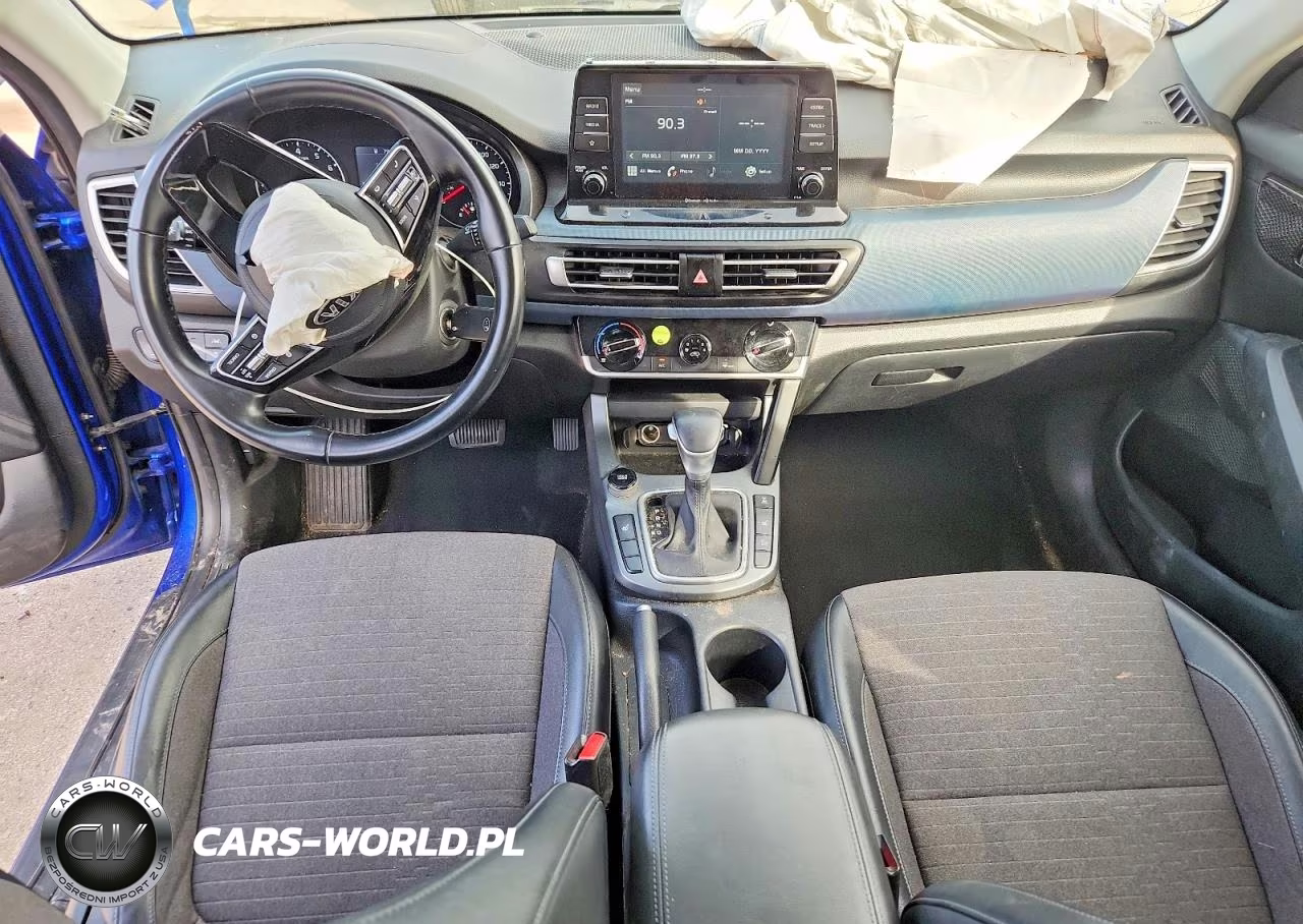 2021 Kia Seltos S VIN:KNDEUCAA0M7137374 - 8