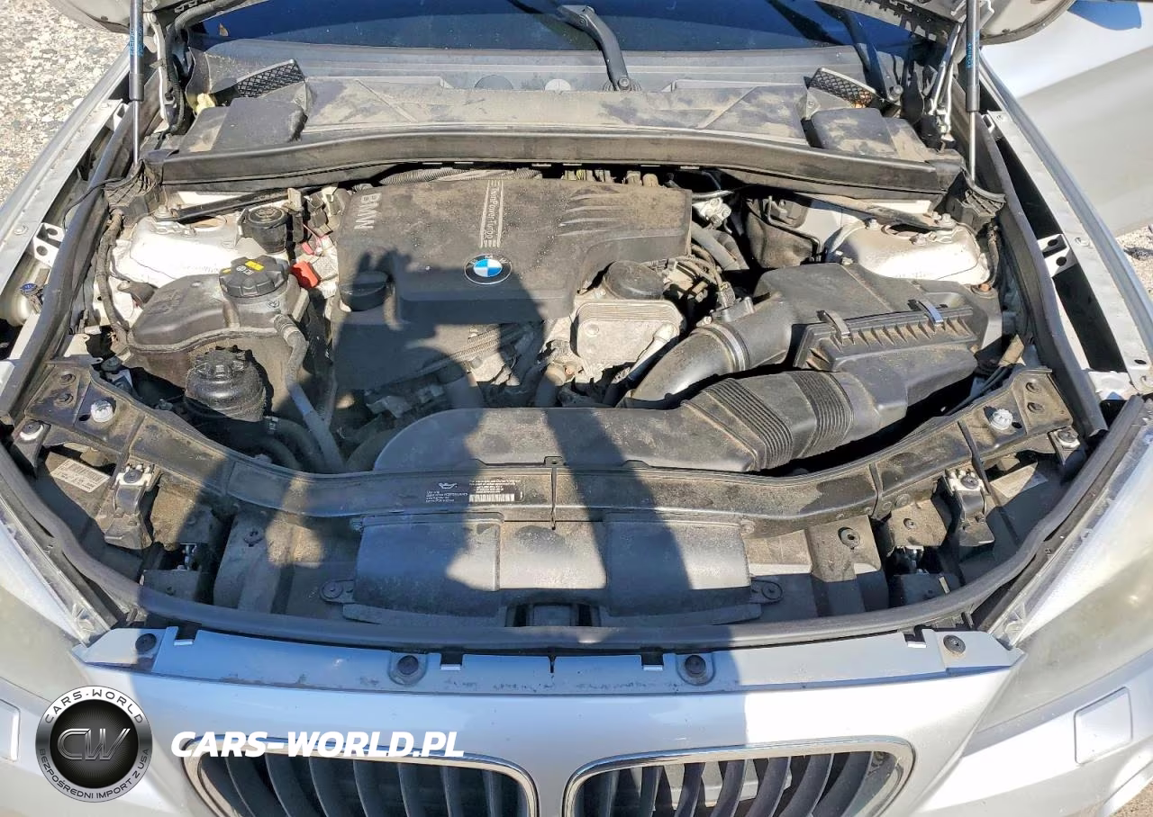 2014 BMW X1 xDrive28I VIN:WBAVL1C56EVY24053 - 11