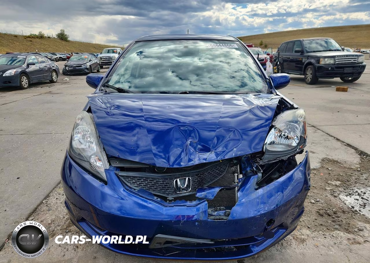 2012 Honda Fit VIN:JHMGE8H35CC040542 - 5