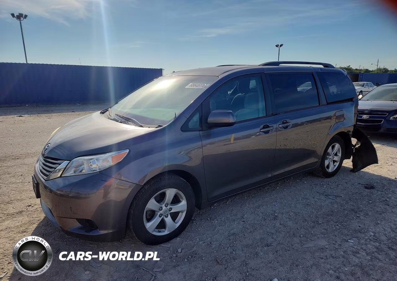 2017 Toyota Sienna VIN:5TDKZ3DC2HS807469 - 1