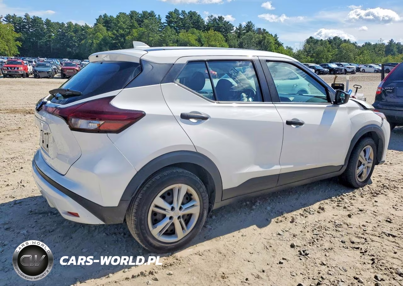 2021 Nissan Kicks S VIN:3N1CP5BV3ML539397 - 3