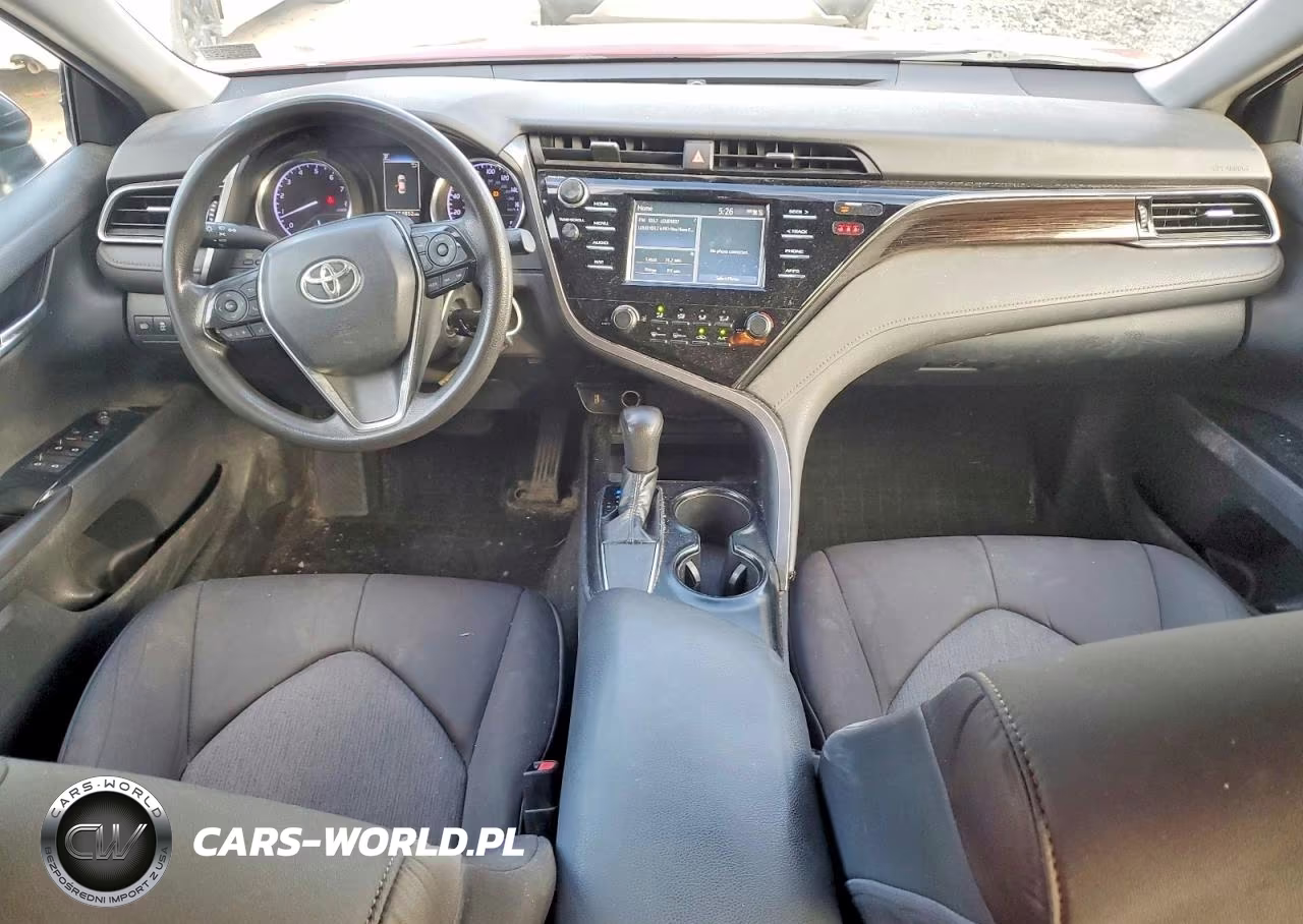 2019 Toyota Camry Le VIN:4T1B11HK4KU684396 - 8
